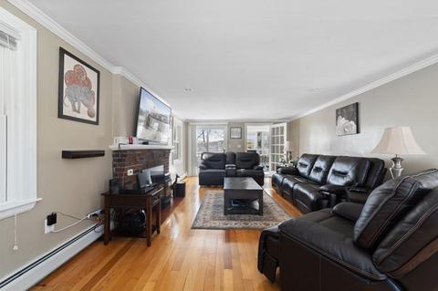 24 Button St, Worcester, MA 01606 photo 4