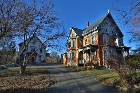 68 E Main St, Middleboro, MA 02346 photo 1