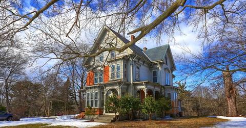 68 E Main St, Middleboro, MA 02346 photo 2