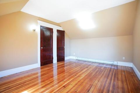 170 Berkshire St, Springfield, MA 01151 photo 33