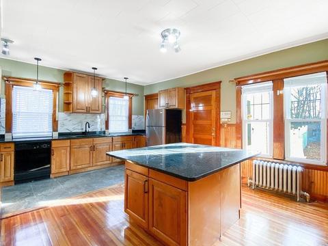 170 Berkshire St, Springfield, MA 01151 photo 6