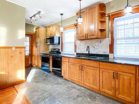 170 Berkshire St, Springfield, MA 01151 photo 9