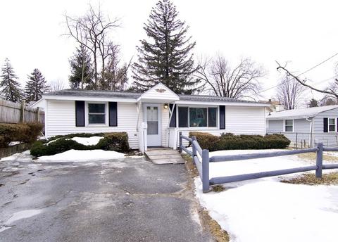 160 Laurelton St, Springfield, MA 01109 photo 1