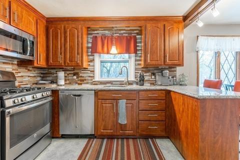 86 Mayfield St, Springfield, MA 01108 photo 8