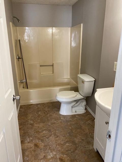62 Rifle St, Springfield, MA 01105 photo 6