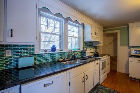 25 Chipman Rd, Beverly, MA 01915 photo 10