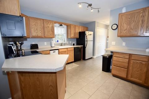 69 Rogerson Ave, Acushnet, MA 02743 photo 9