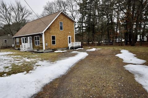 69 Rogerson Ave, Acushnet, MA 02743 photo 3