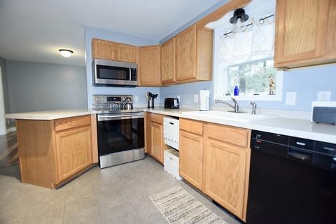 69 Rogerson Ave, Acushnet, MA 02743 photo 7