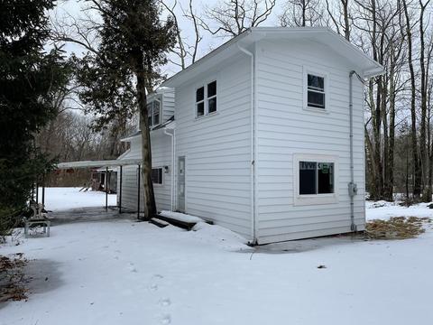 8 Dawson Rd, Worcester, MA 01602 photo 1