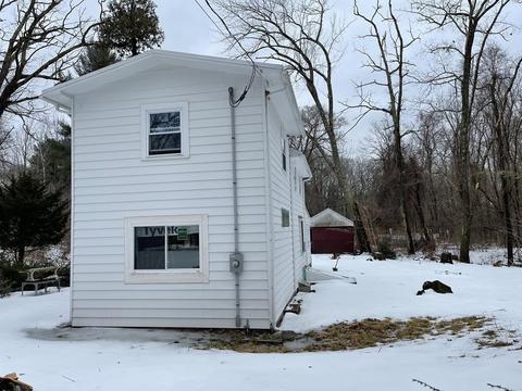 8 Dawson Rd, Worcester, MA 01602 photo 3