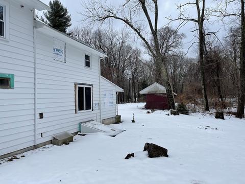 8 Dawson Rd, Worcester, MA 01602 photo 2