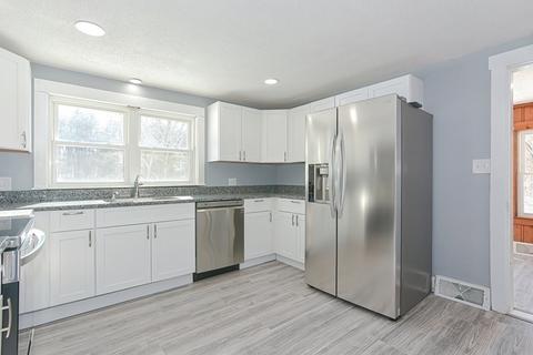 867 Lenox St, Athol, MA 01331 photo 4