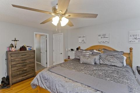 11 Vale Cir, Springfield, MA 01118 photo 25