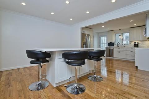 11 Vale Cir, Springfield, MA 01118 photo 13