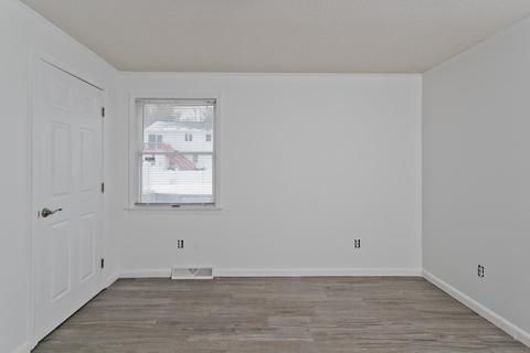 11 Vale Cir, Springfield, MA 01118 photo 18