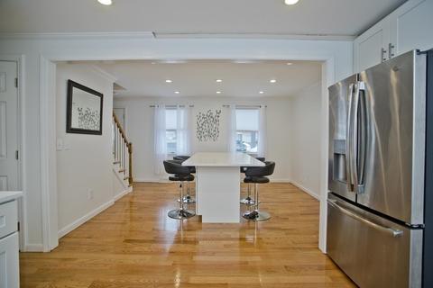 11 Vale Cir, Springfield, MA 01118 photo 7