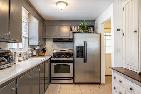 119 Wheeler St, Fall River, MA 02724 photo 4