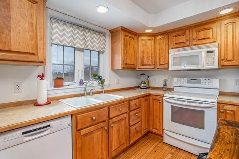 67 John St, Gardner, MA 01440 photo 8