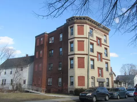 47 White, Springfield, MA 01108 photo 3