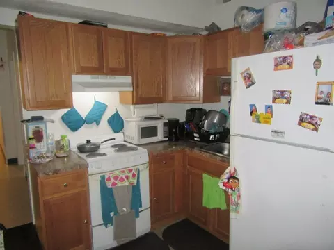 47 White, Springfield, MA 01108 photo 6