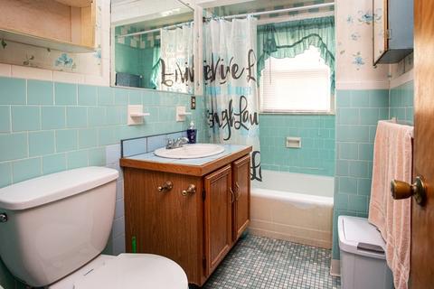 84 Orange St, Fall River, MA 02720 photo 23