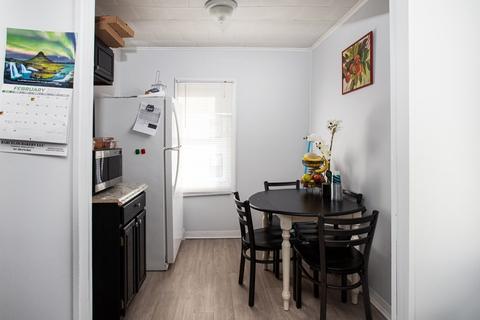 84 Orange St, Fall River, MA 02720 photo 6