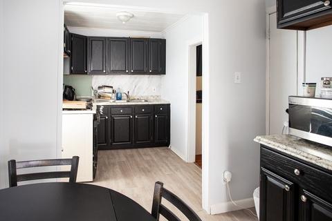 84 Orange St, Fall River, MA 02720 photo 7