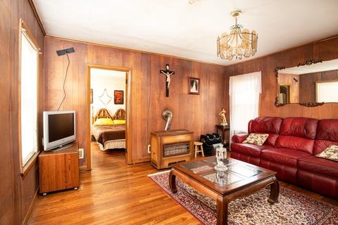 84 Orange St, Fall River, MA 02720 photo 19