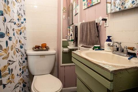84 Orange St, Fall River, MA 02720 photo 34
