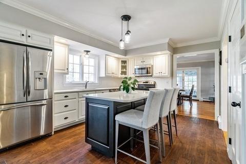 28 Chace Rd, Raynham, MA 02767 photo 8