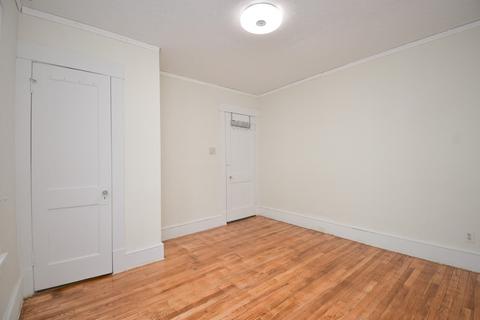 127 Draper St, Springfield, MA 01108 photo 31