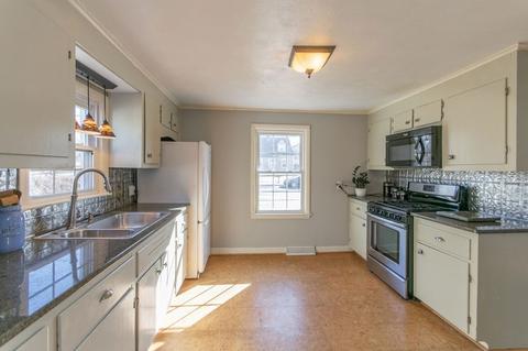 150 Ashbrook St, Springfield, MA 01118 photo 12