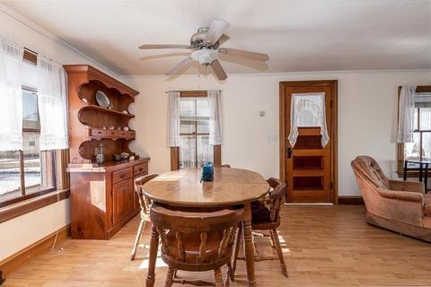 36 Pleasant St, Wareham, MA 02571 photo 10