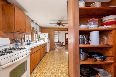 36 Pleasant St, Wareham, MA 02571 photo 18