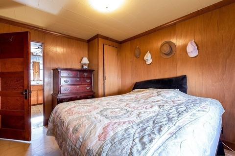 36 Pleasant St, Wareham, MA 02571 photo 15