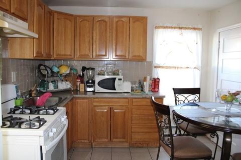 413 Pine St, Central Falls, RI 02863 photo 30
