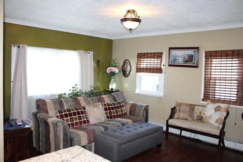 413 Pine St, Central Falls, RI 02863 photo 7