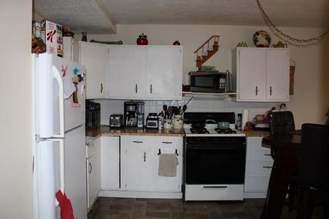 413 Pine St, Central Falls, RI 02863 photo 21