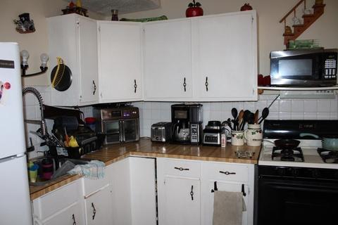 413 Pine St, Central Falls, RI 02863 photo 23