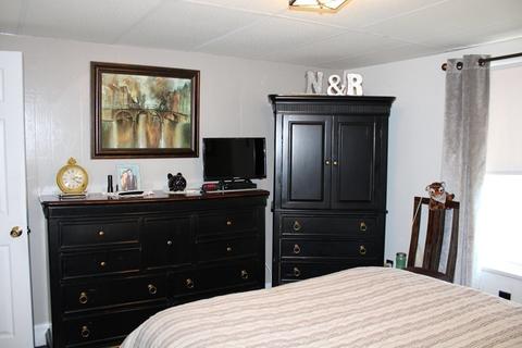 413 Pine St, Central Falls, RI 02863 photo 17