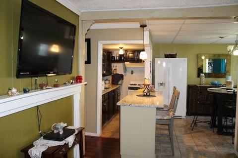 413 Pine St, Central Falls, RI 02863 photo 5