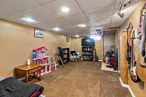 866 E Mountain Rd, Westfield, MA 01085 photo 18