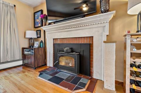 866 E Mountain Rd, Westfield, MA 01085 photo 9