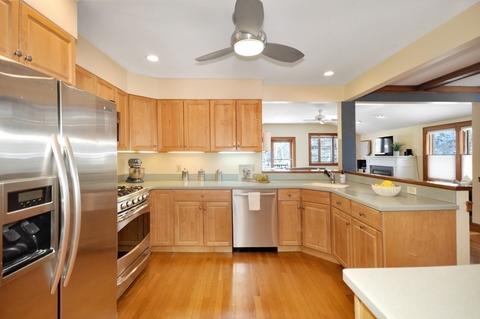 287 Appleton St, Arlington, MA 02474 photo 3