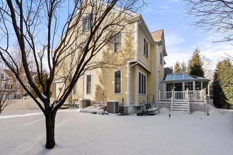 54 Norwich Rd, Needham, MA 02492 photo 2