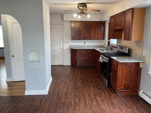 6 Pulaski St, Fall River, MA 02721 photo 4