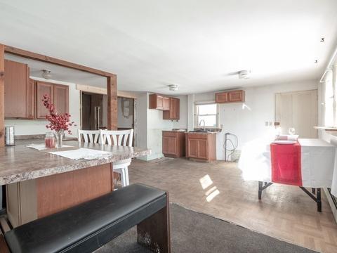 8 Proctor St, Ashburnham, MA 01430 photo 10