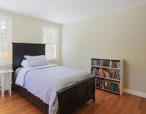 11 W River St, Upton, MA 01568 photo 19