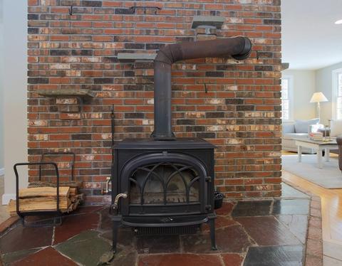 11 W River St, Upton, MA 01568 photo 9